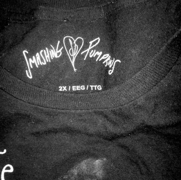 Smashing Pumpkins black graphic tee🖤💛 - Picture 4 of 4